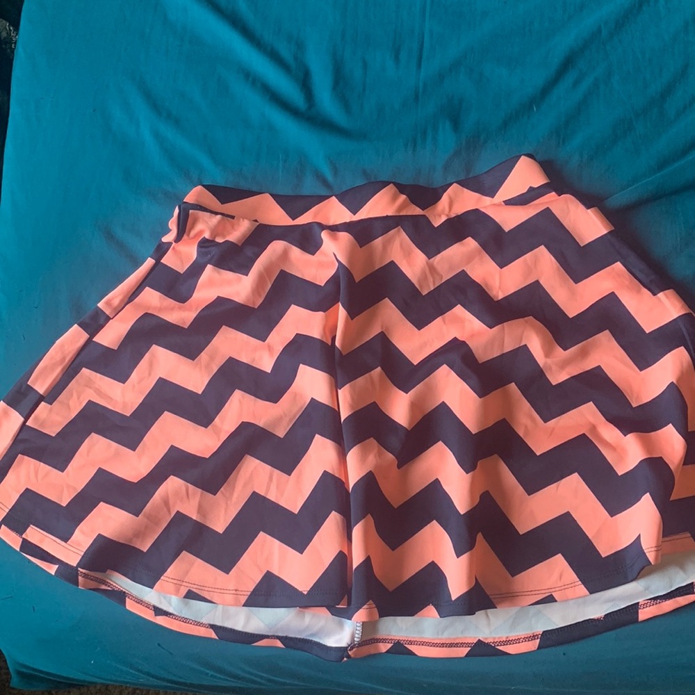 pink/navy rue 21 skirt